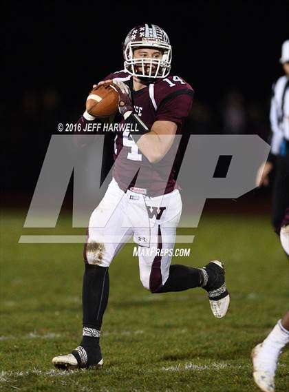 Thumbnail 3 in Struthers @ Woodridge (OHSAA Division IV Region 13 Quarterfinal) photogallery.