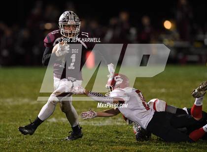 Thumbnail 1 in Struthers @ Woodridge (OHSAA Division IV Region 13 Quarterfinal) photogallery.