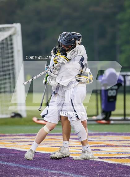 Thumbnail 2 in Massapequa vs. Mamaroneck (NYSPHSAA Class A Semifinal) photogallery.