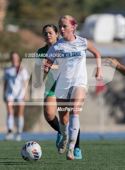 Thumbnail 2 in North Tahoe vs Virgin Valley (3A State Semifinals) photogallery.