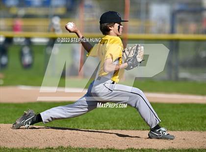 Thumbnail 3 in Metea Valley @ Neuqua Valley photogallery.