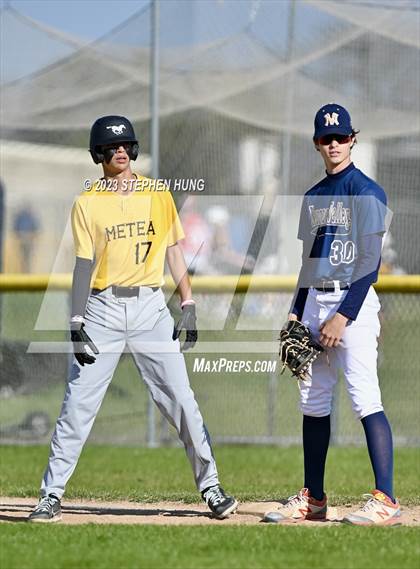 Thumbnail 1 in Metea Valley @ Neuqua Valley photogallery.