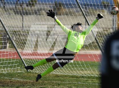Thumbnail 2 in Knight vs. Dunn photogallery.