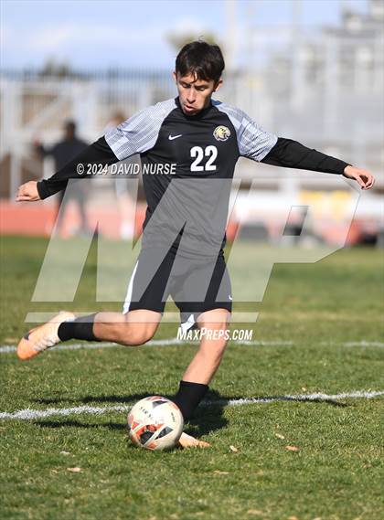 Thumbnail 2 in Knight vs. Dunn photogallery.