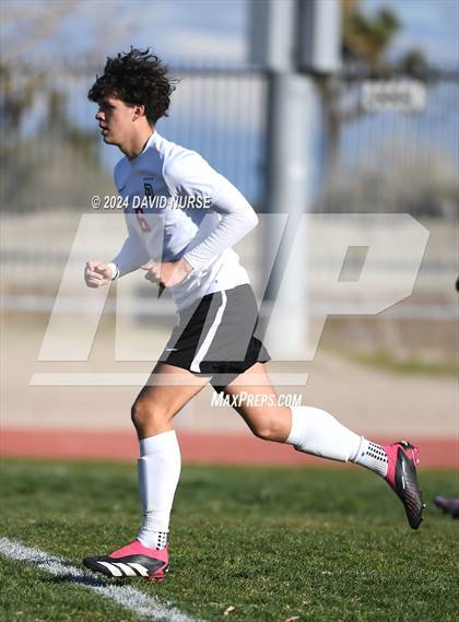 Thumbnail 3 in Knight vs. Dunn photogallery.