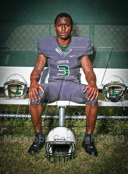 Thumbnail 2 in Central (Preseason Top 25 Photo Shoot)  photogallery.
