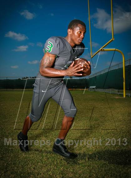 Thumbnail 3 in Central (Preseason Top 25 Photo Shoot)  photogallery.