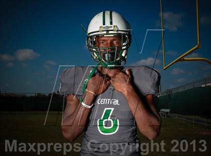Thumbnail 3 in Central (Preseason Top 25 Photo Shoot)  photogallery.