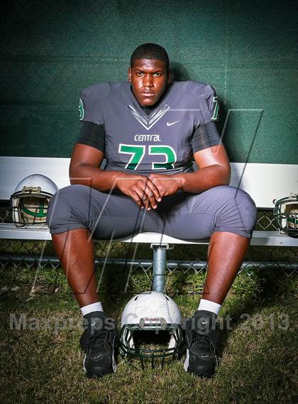 Thumbnail 1 in Central (Preseason Top 25 Photo Shoot)  photogallery.