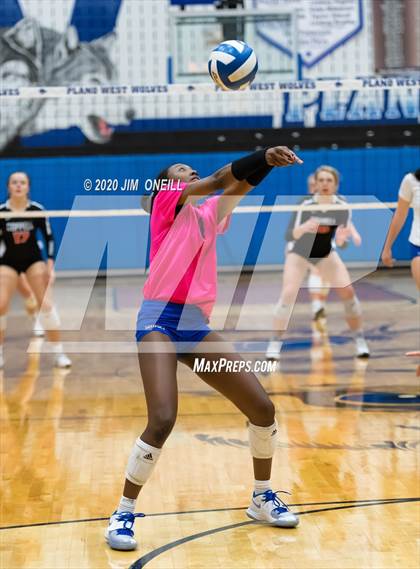 Thumbnail 2 in Coppell @ Plano West photogallery.