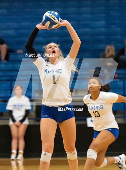 Thumbnail 3 in Coppell @ Plano West photogallery.