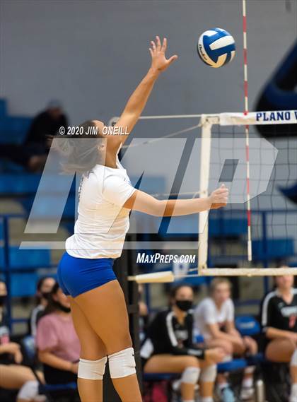 Thumbnail 1 in Coppell @ Plano West photogallery.