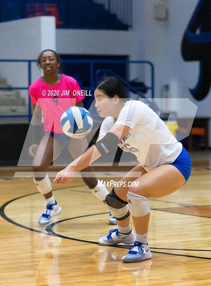 Thumbnail 3 in Coppell @ Plano West photogallery.