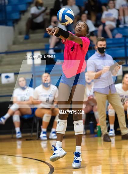 Thumbnail 3 in Coppell @ Plano West photogallery.