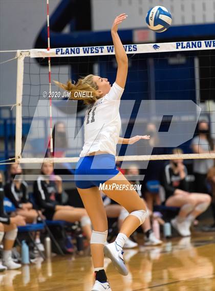 Thumbnail 2 in Coppell @ Plano West photogallery.