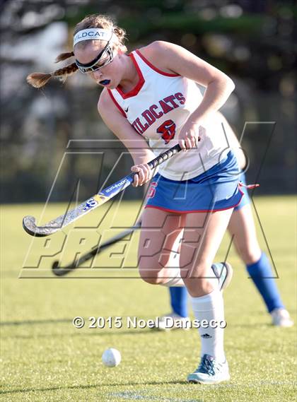 Thumbnail 3 in St. Ignatius vs. Prospect photogallery.