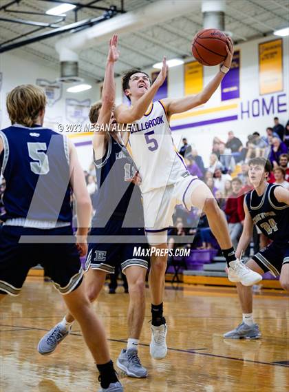 Thumbnail 1 in Edgewood @ Bellbrook photogallery.