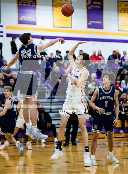 Thumbnail 3 in Edgewood @ Bellbrook photogallery.