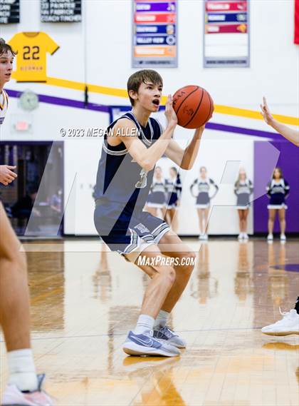 Thumbnail 3 in Edgewood @ Bellbrook photogallery.