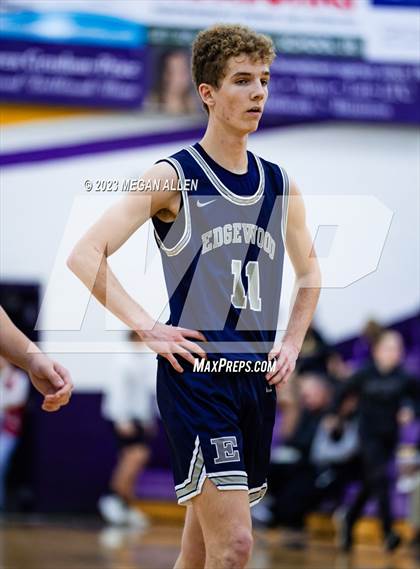 Thumbnail 1 in Edgewood @ Bellbrook photogallery.