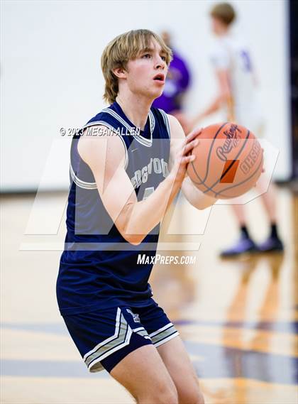Thumbnail 1 in Edgewood @ Bellbrook photogallery.