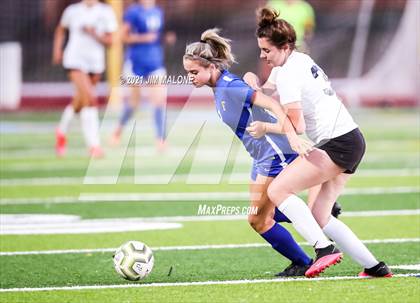 Thumbnail 3 in Granada @ Foothill photogallery.