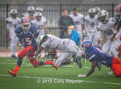 Thumbnail 3 in Roosevelt vs. Maret photogallery.