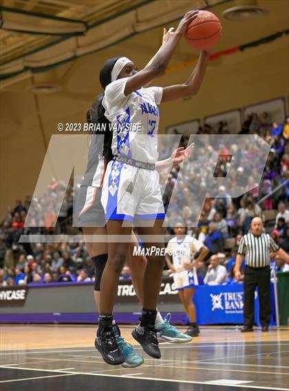 Thumbnail 2 in Bethlehem Central vs. Albany (NYSPHSAA 2A Section 2 Final) photogallery.
