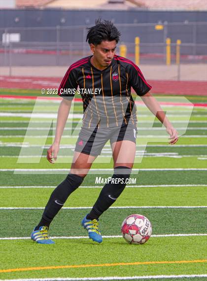 Thumbnail 3 in Glendale Prep Academy vs. Dysart photogallery.