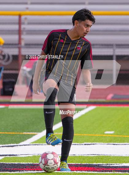 Thumbnail 2 in Glendale Prep Academy vs. Dysart photogallery.