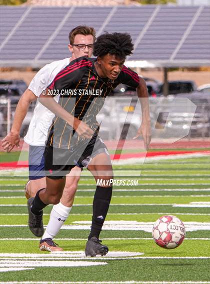 Thumbnail 2 in Glendale Prep Academy vs. Dysart photogallery.