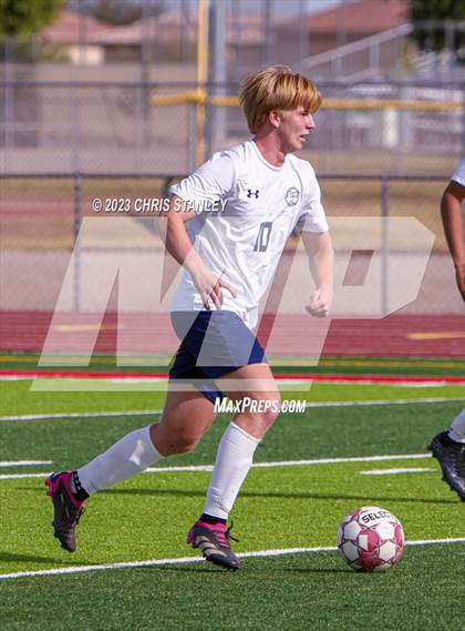 Thumbnail 3 in Glendale Prep Academy vs. Dysart photogallery.