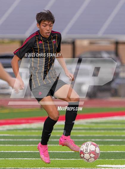 Thumbnail 3 in Glendale Prep Academy vs. Dysart photogallery.