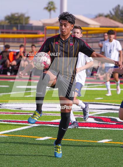 Thumbnail 3 in Glendale Prep Academy vs. Dysart photogallery.