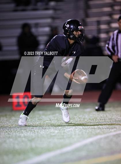Thumbnail 3 in Le Roy vs. Attica/Alexander (NYSPHSAA Section V Class C Final) photogallery.