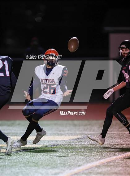 Thumbnail 3 in Le Roy vs. Attica/Alexander (NYSPHSAA Section V Class C Final) photogallery.