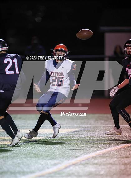 Thumbnail 2 in Le Roy vs. Attica/Alexander (NYSPHSAA Section V Class C Final) photogallery.