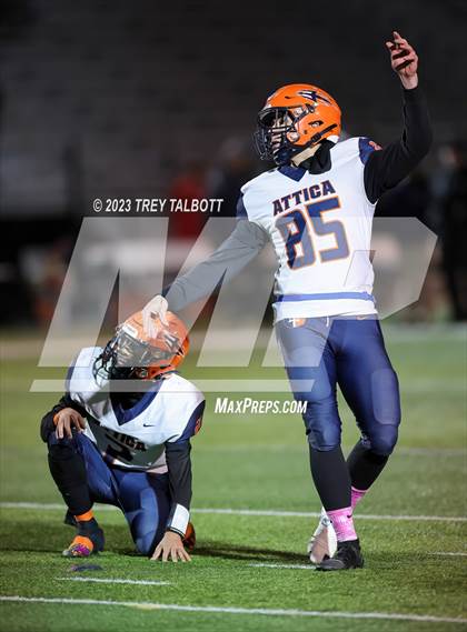 Thumbnail 2 in Le Roy vs. Attica/Alexander (NYSPHSAA Section V Class C Final) photogallery.