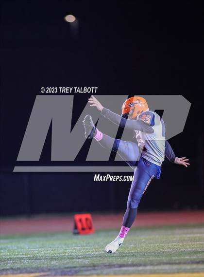 Thumbnail 1 in Le Roy vs. Attica/Alexander (NYSPHSAA Section V Class C Final) photogallery.