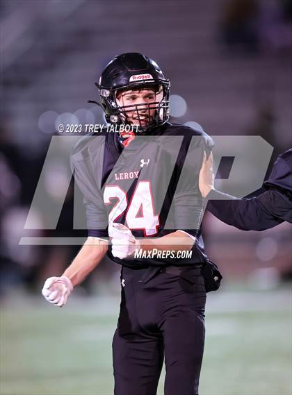 Thumbnail 2 in Le Roy vs. Attica/Alexander (NYSPHSAA Section V Class C Final) photogallery.
