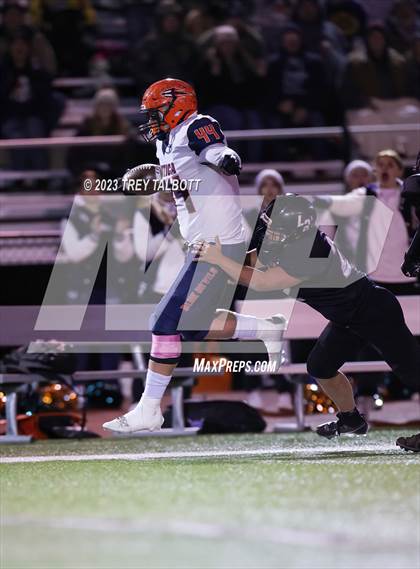 Thumbnail 2 in Le Roy vs. Attica/Alexander (NYSPHSAA Section V Class C Final) photogallery.