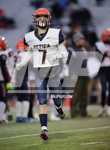 Thumbnail 2 in Le Roy vs. Attica/Alexander (NYSPHSAA Section V Class C Final) photogallery.