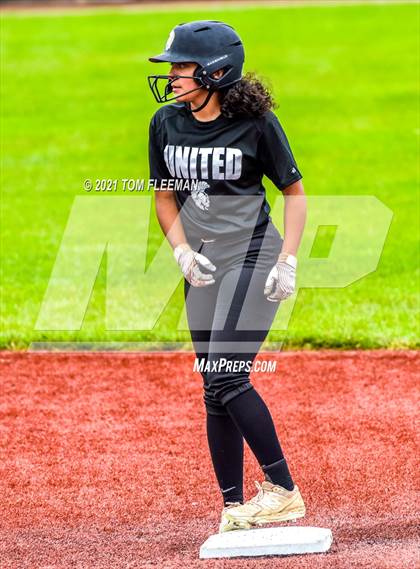 Thumbnail 2 in Topeka vs Olathe North (KSHSAA 6A Championship) photogallery.