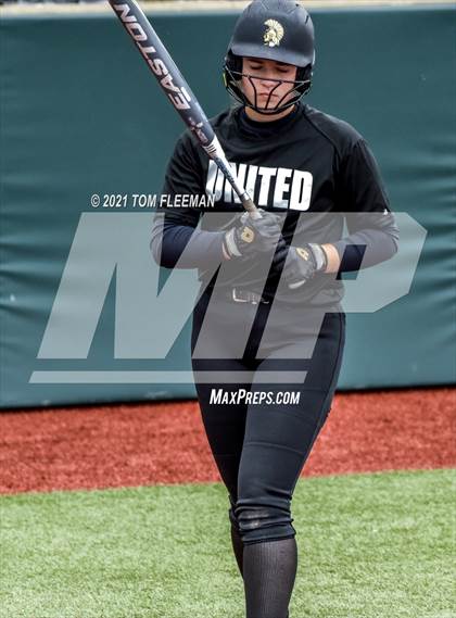 Thumbnail 1 in Topeka vs Olathe North (KSHSAA 6A Championship) photogallery.