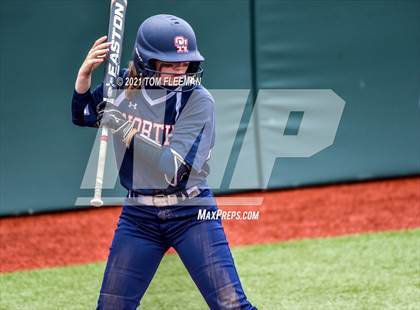 Thumbnail 3 in Topeka vs Olathe North (KSHSAA 6A Championship) photogallery.