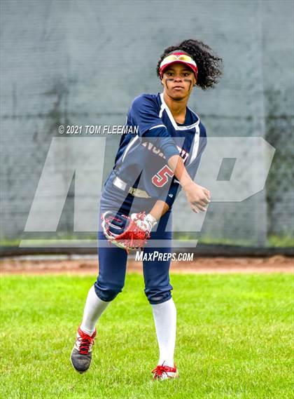 Thumbnail 1 in Topeka vs Olathe North (KSHSAA 6A Championship) photogallery.