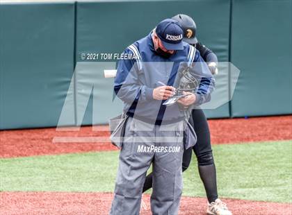 Thumbnail 2 in Topeka vs Olathe North (KSHSAA 6A Championship) photogallery.