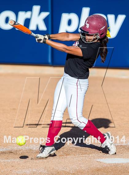 Thumbnail 3 in St. Paul vs. La Serna (CIF SS D3 Final) photogallery.