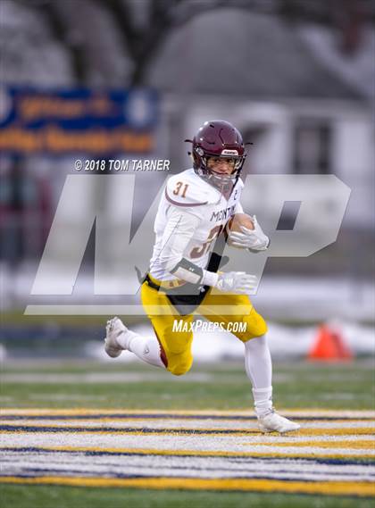 Thumbnail 2 in Montini Catholic @ Sterling (IHSA 5A Semifinal) photogallery.