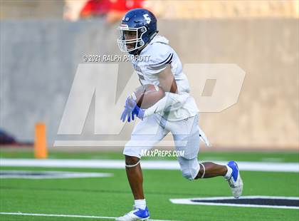 Thumbnail 3 in Lamar Consolidated @ Cypress Park photogallery.